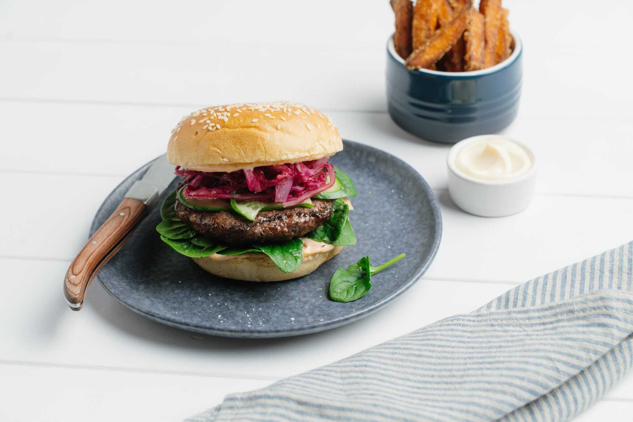 KGF+F&F+FormedBeefBurger (12)-web